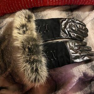 Leather Matte Patent Real Fur Wool Lined Gloves Excellent Condition